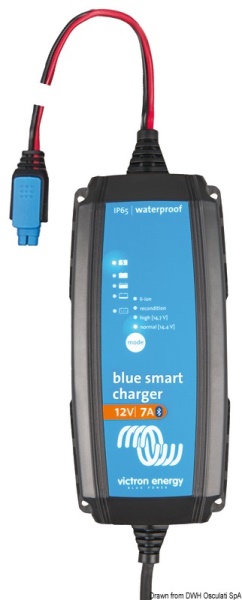 Caricabatterie Blue Smart IP65 24/13(1) 230V CEE 7/17 - 14.273.19 Osculati Materiale elettrico