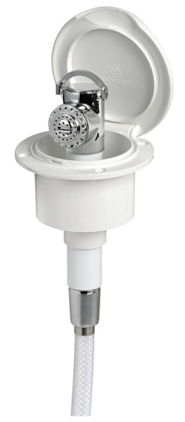 Doccia Classic Evo bianca tubo PVC 2,5 m in piano - 15.250.00 Osculati Doccette, pompe a mano