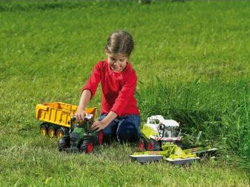 Mezzo agricolo Mezzo agricolo Bruder 2131 CLAAS Mietitrebbia Jaguar 900 (ord.min.1.00 unità)