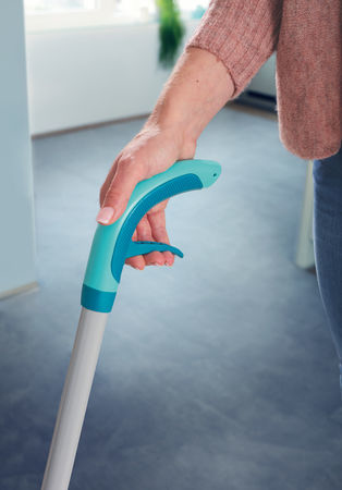 Lava pavimenti Lava pavimenti Leifheit 56690 EASY SPRAY XL Micro Duo con nebulizzator (ord.min.1.00 unità)