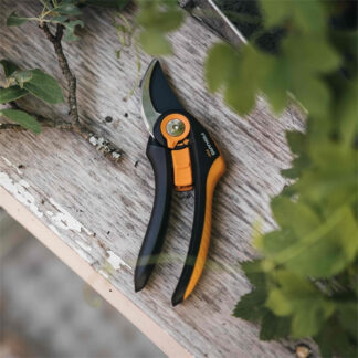 Forbice potatura Forbice potatura Fiskars 1057169 SMARTFIT P541 Bypass Nero e Arancio (ord.min.1.00 unità)