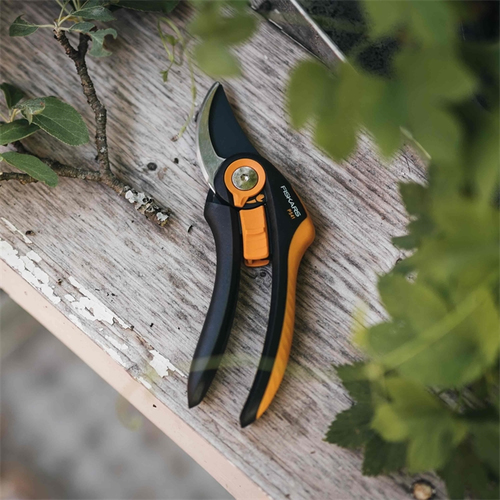 Forbice potatura Forbice potatura Fiskars 1057169 SMARTFIT P541 Bypass Nero e Arancio (ord.min.1.00 unità)