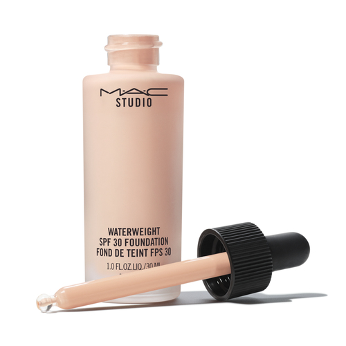 Fondotinta Fondotinta Mac Studio Waterweight Foundation Spf30 Nw13 (ord.min.1.00 unità)