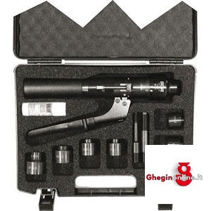 ASSORTIMENTI PUNZONATRICI IDRAULICHE PER LAMIERA ACCIAIO E INOX 760GTE ASS.PUNZONATRICI IDR. oil-hydraulic punchers for steel and stainless steel sheet Orig. Baudat
